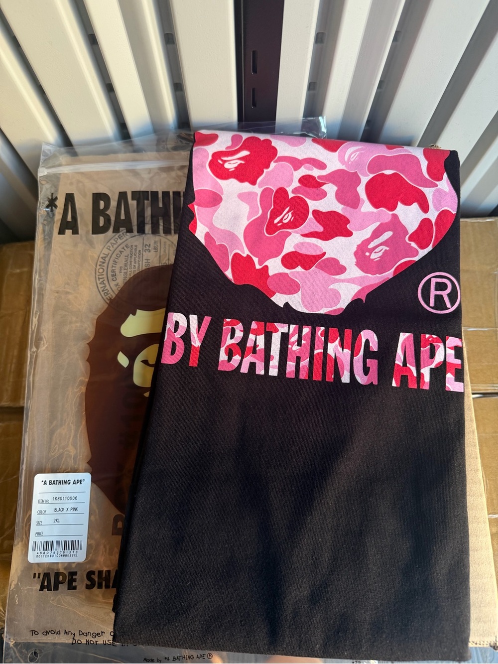 Bape pink camo black tee 2XL - Picture 2 of 3